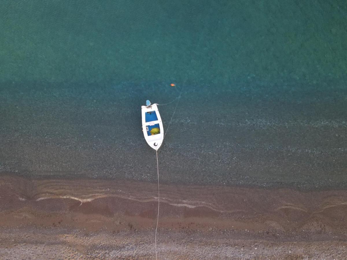 Seashore Beachfront Villa 拉卡尼亚 外观 照片
